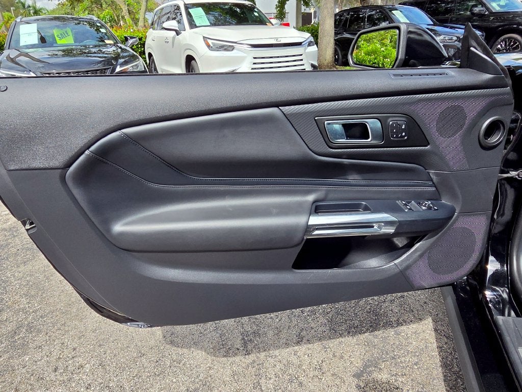 2025 Ford Mustang EcoBoost Premium