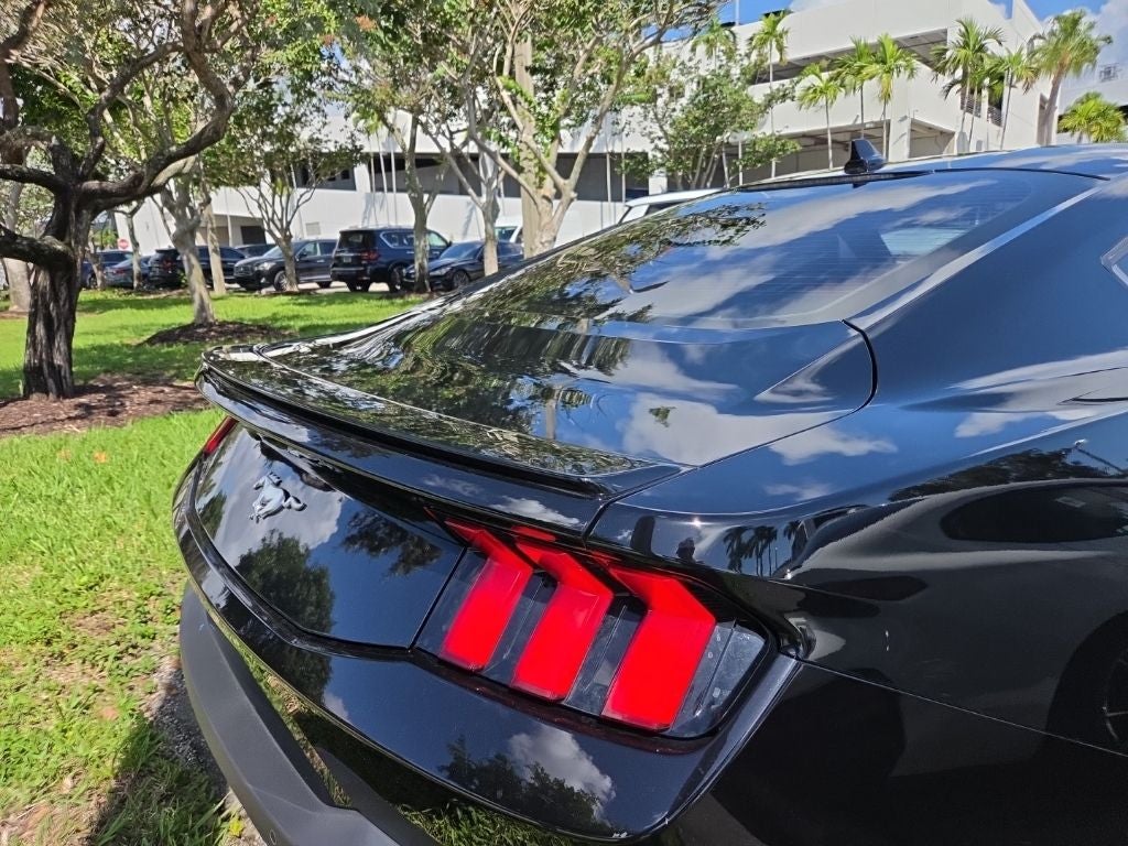 2025 Ford Mustang EcoBoost Premium