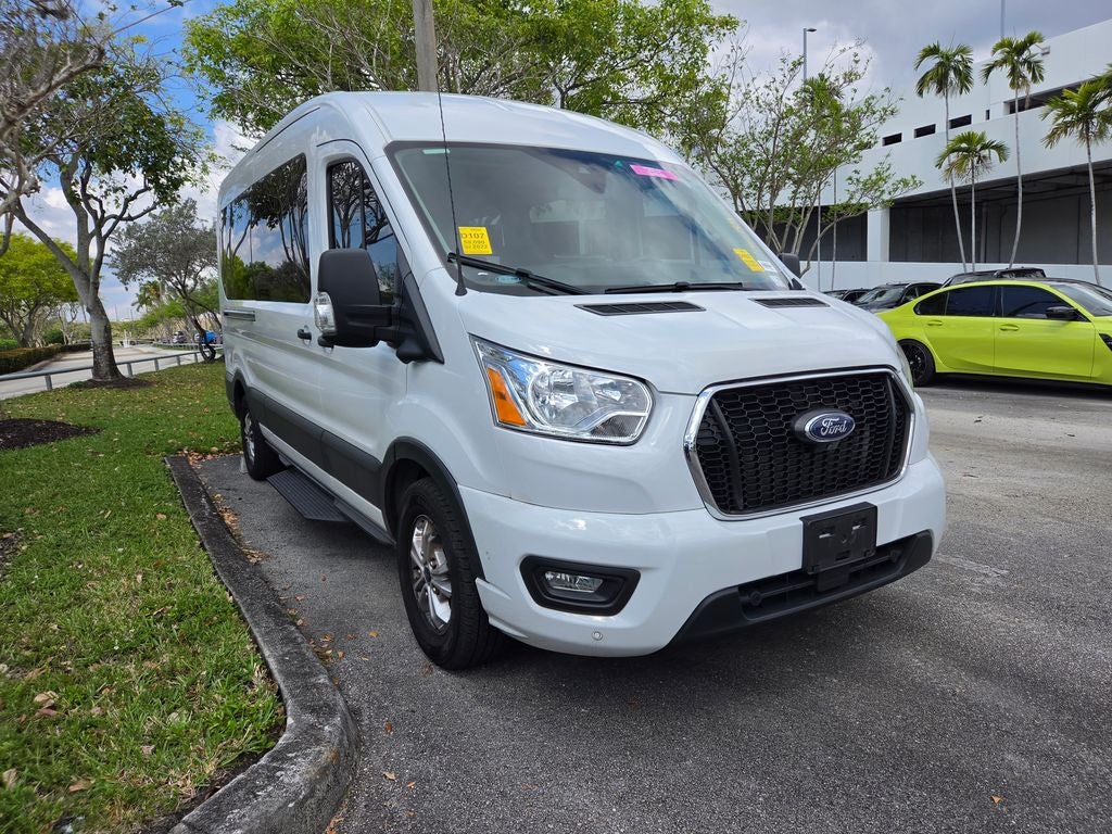 2022 Ford Transit Passenger Wagon XLT