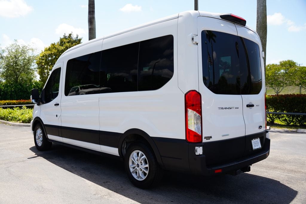 2022 Ford Transit Passenger Wagon XLT