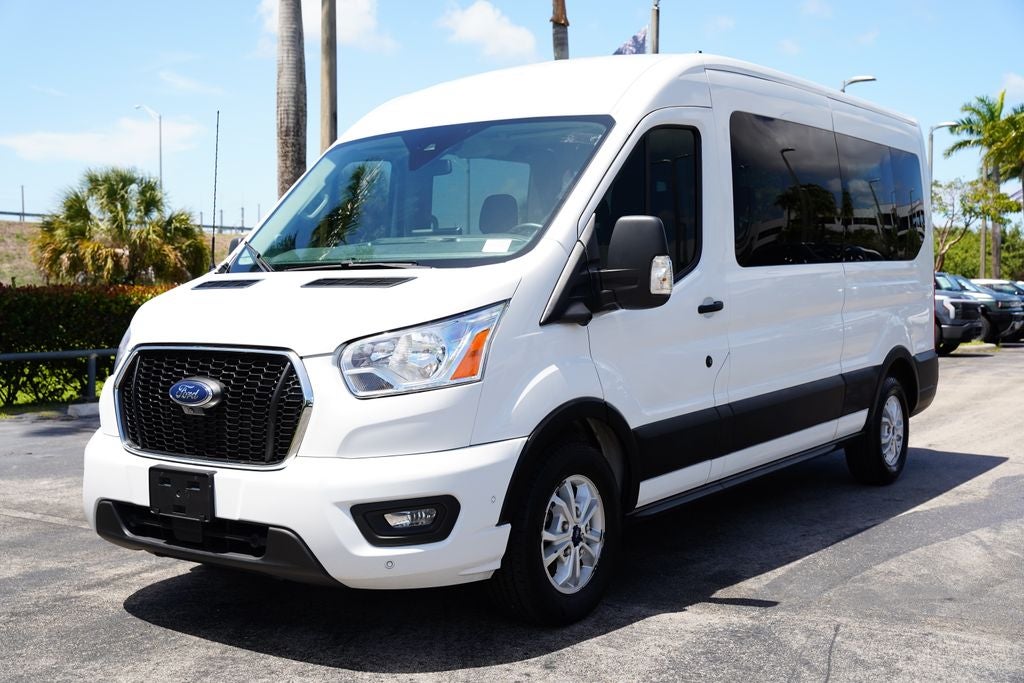 2022 Ford Transit Passenger Wagon XLT