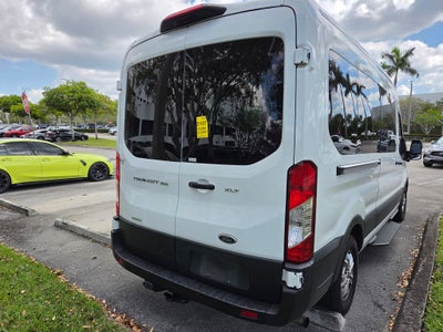 2022 Ford Transit Passenger Wagon XLT