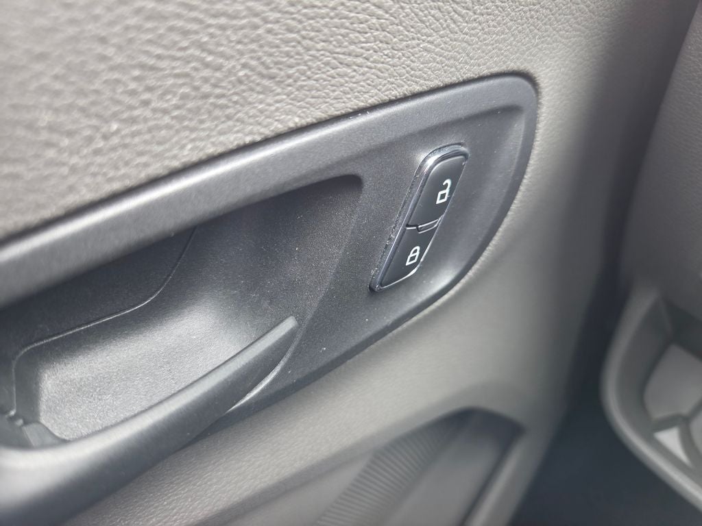 2024 Ford Transit Passenger Wagon XLT