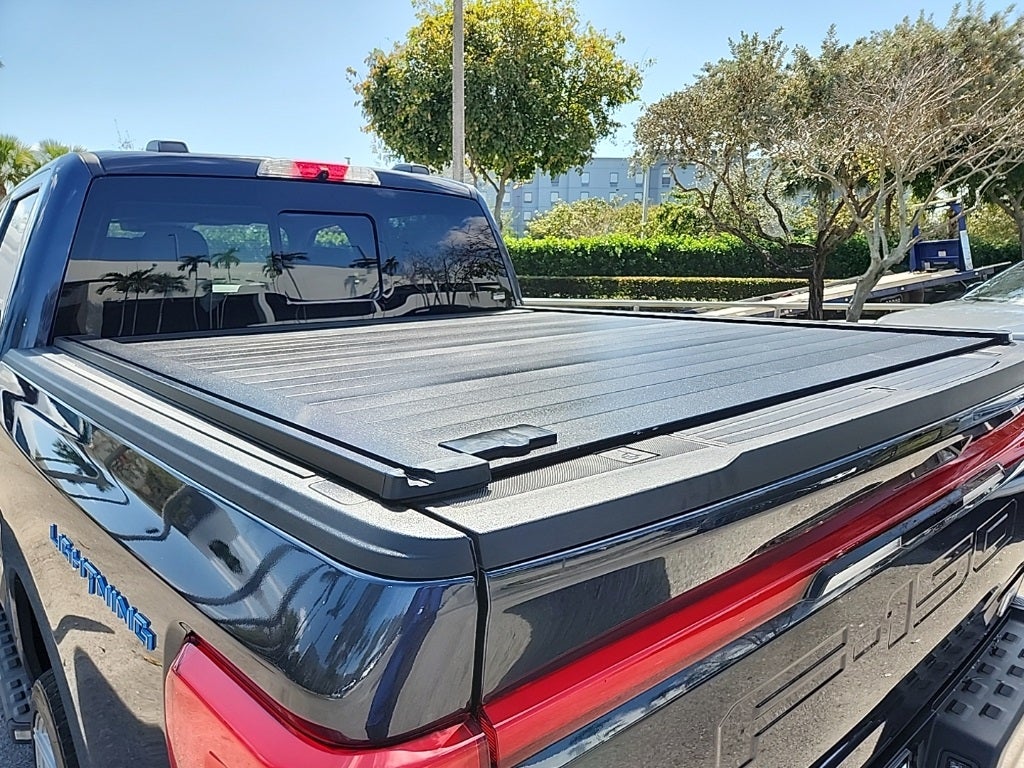 2022 Ford F-150 Lightning Platinum