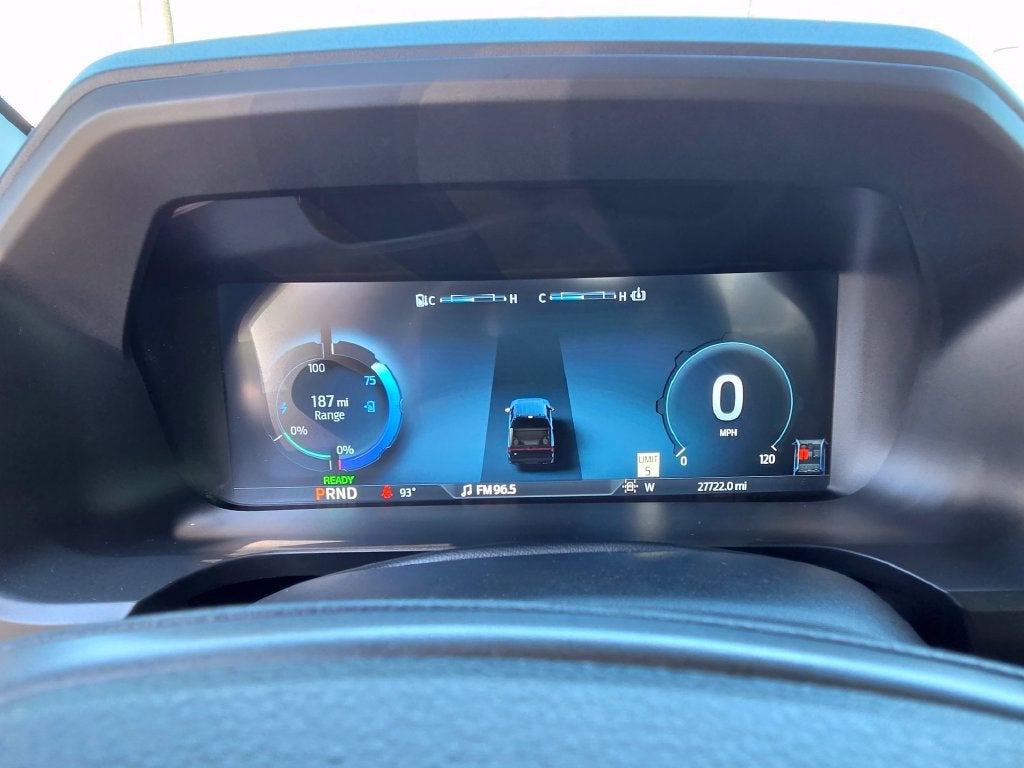 2025 Ford F-150 Lightning Flash