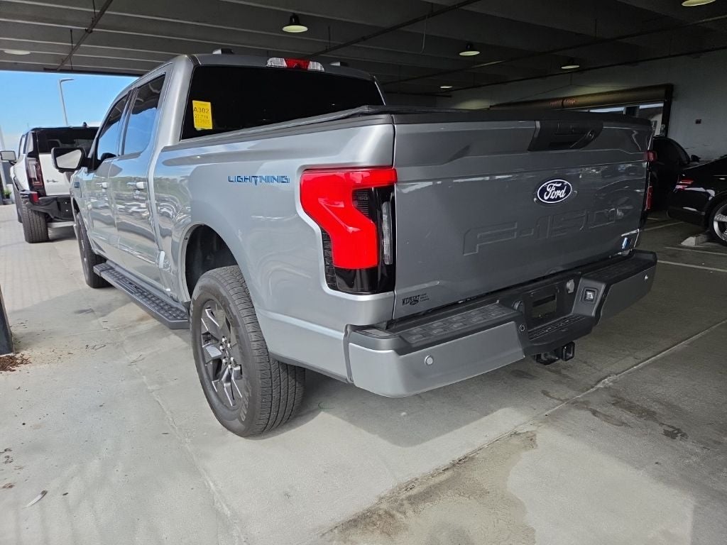 2025 Ford F-150 Lightning Flash