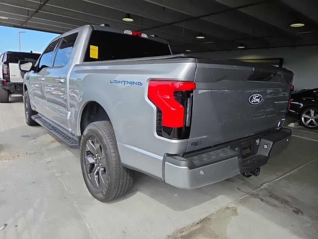 2025 Ford F-150 Lightning Flash