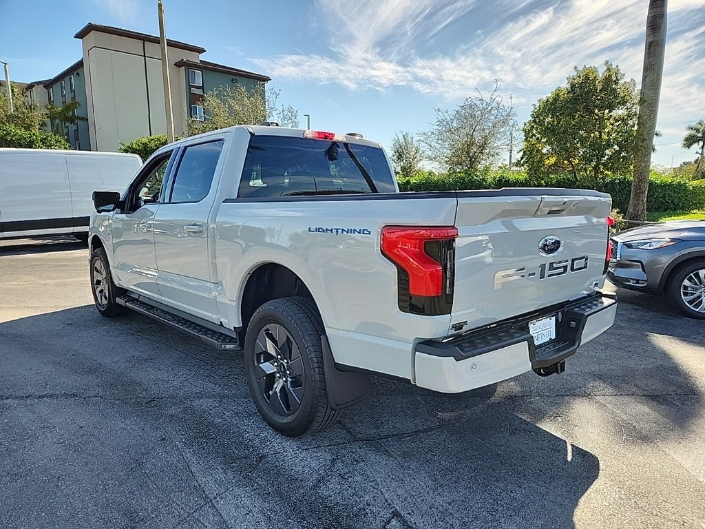 2023 Ford F-150 Lightning XLT