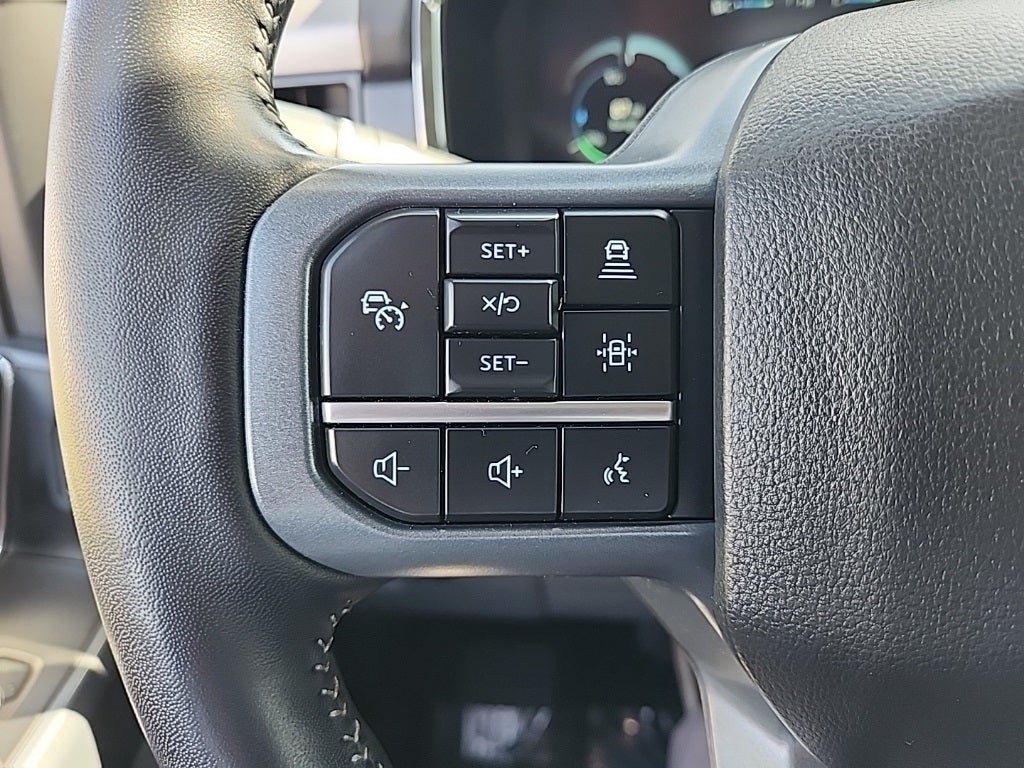 2023 Ford F-150 Lightning XLT