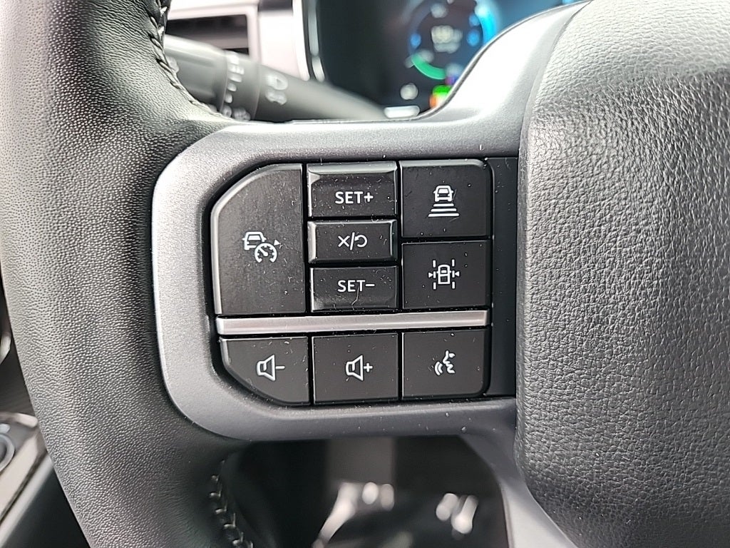 2023 Ford F-150 Lightning XLT