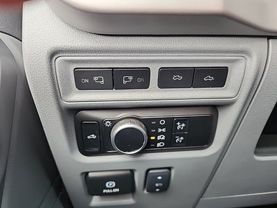 2023 Ford F-150 Lightning XLT