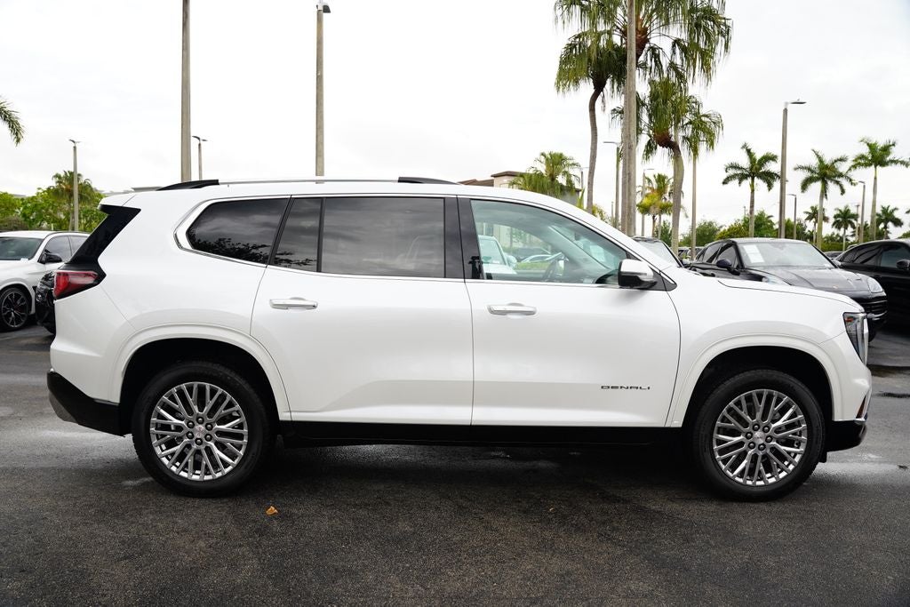 2024 GMC Acadia Denali