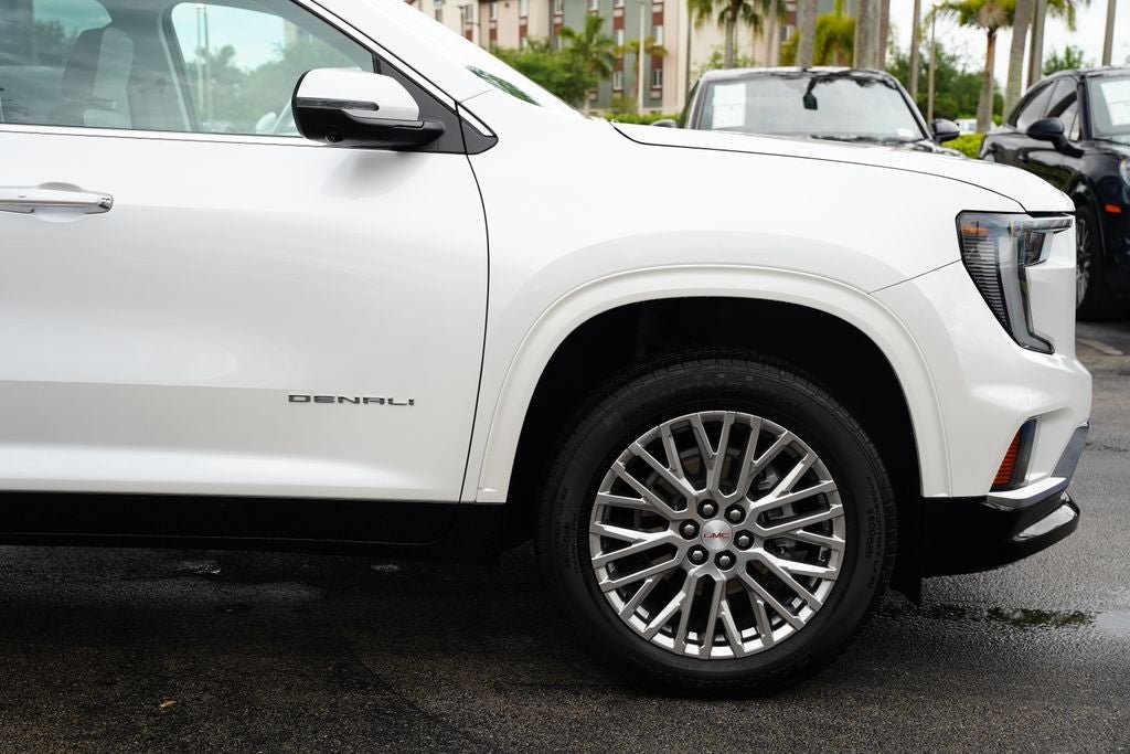 2024 GMC Acadia Denali