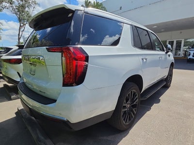 2023 GMC Yukon SLT