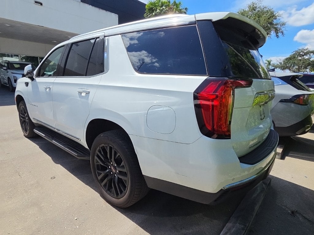 2023 GMC Yukon SLT