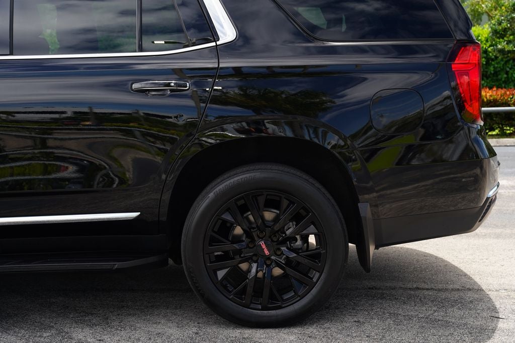 2023 GMC Yukon SLT