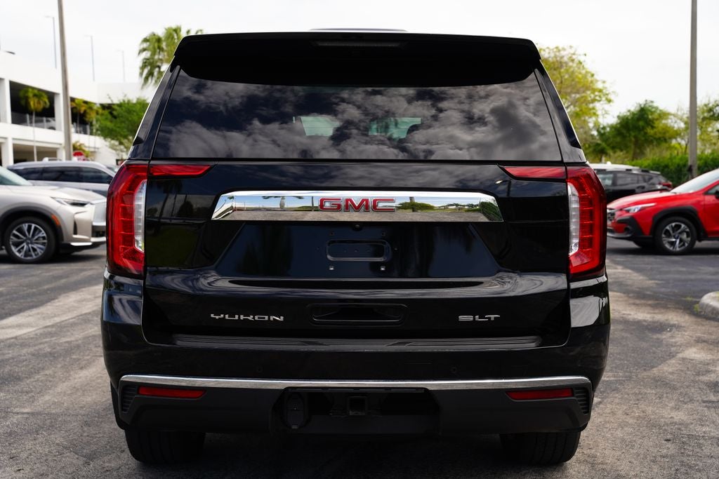 2023 GMC Yukon SLT