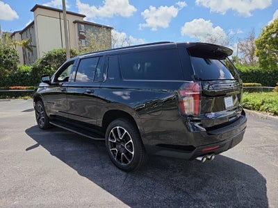 2023 Chevrolet Suburban RST
