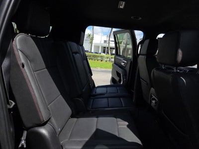 2023 Chevrolet Suburban RST