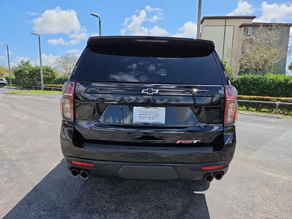 2023 Chevrolet Suburban RST