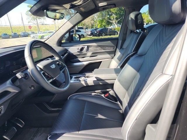 2026 Cadillac VISTIQ Platinum