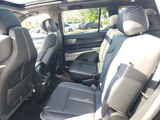 2026 Cadillac VISTIQ Platinum