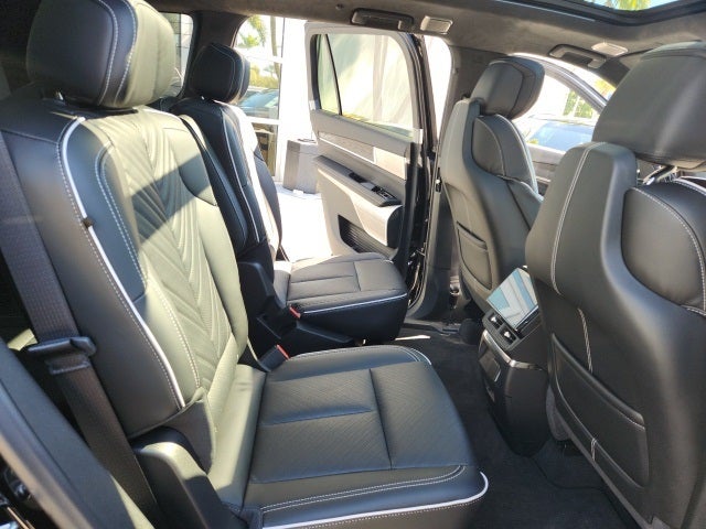 2026 Cadillac VISTIQ Platinum