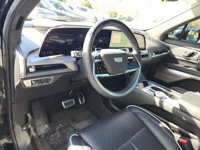 2026 Cadillac VISTIQ Platinum