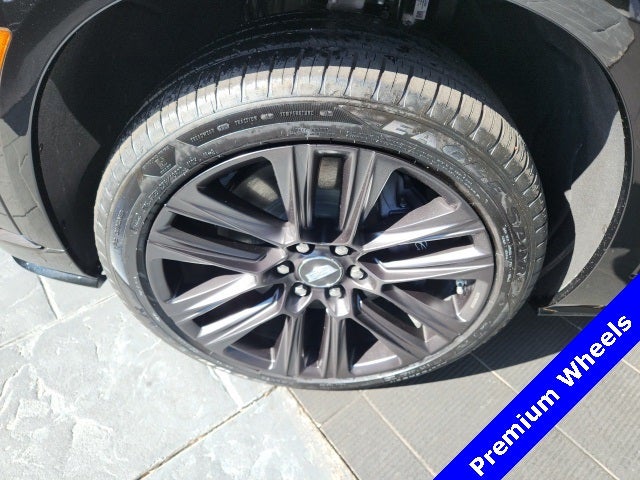 2026 Cadillac VISTIQ Platinum