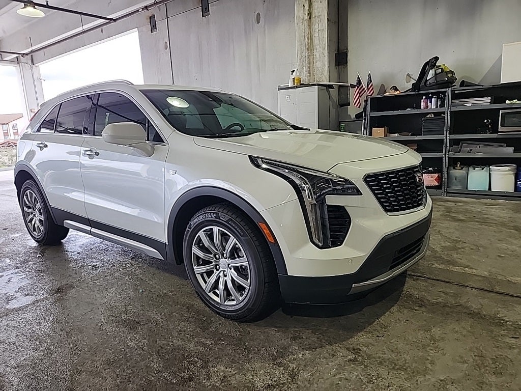2019 Cadillac XT4 Premium Luxury