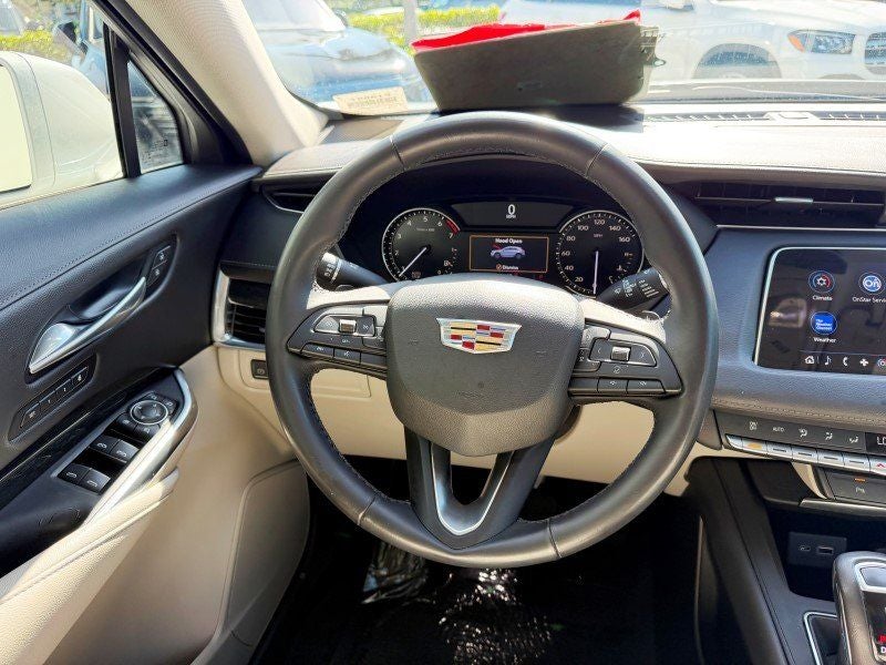 2019 Cadillac XT4 Premium Luxury
