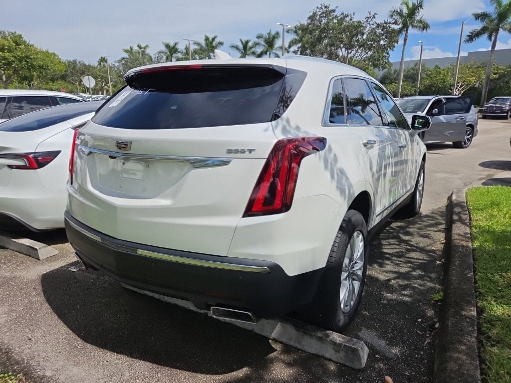 2022 Cadillac XT5 Luxury
