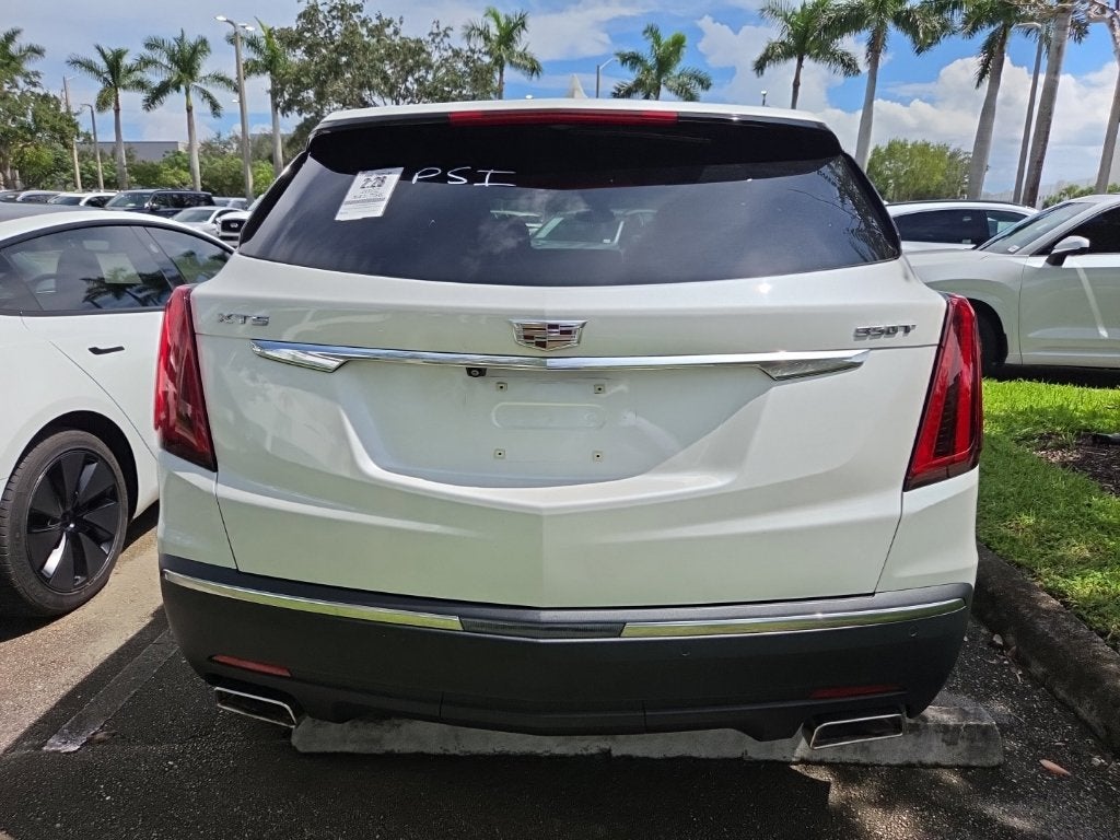 2022 Cadillac XT5 Luxury