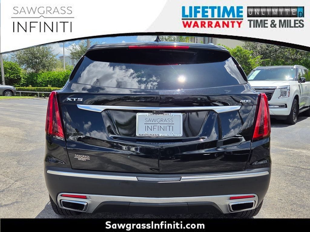 2022 Cadillac XT5 Premium Luxury