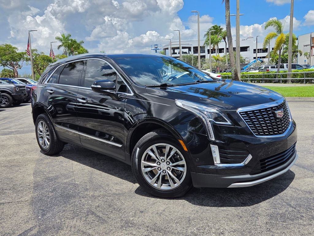 2022 Cadillac XT5 Premium Luxury