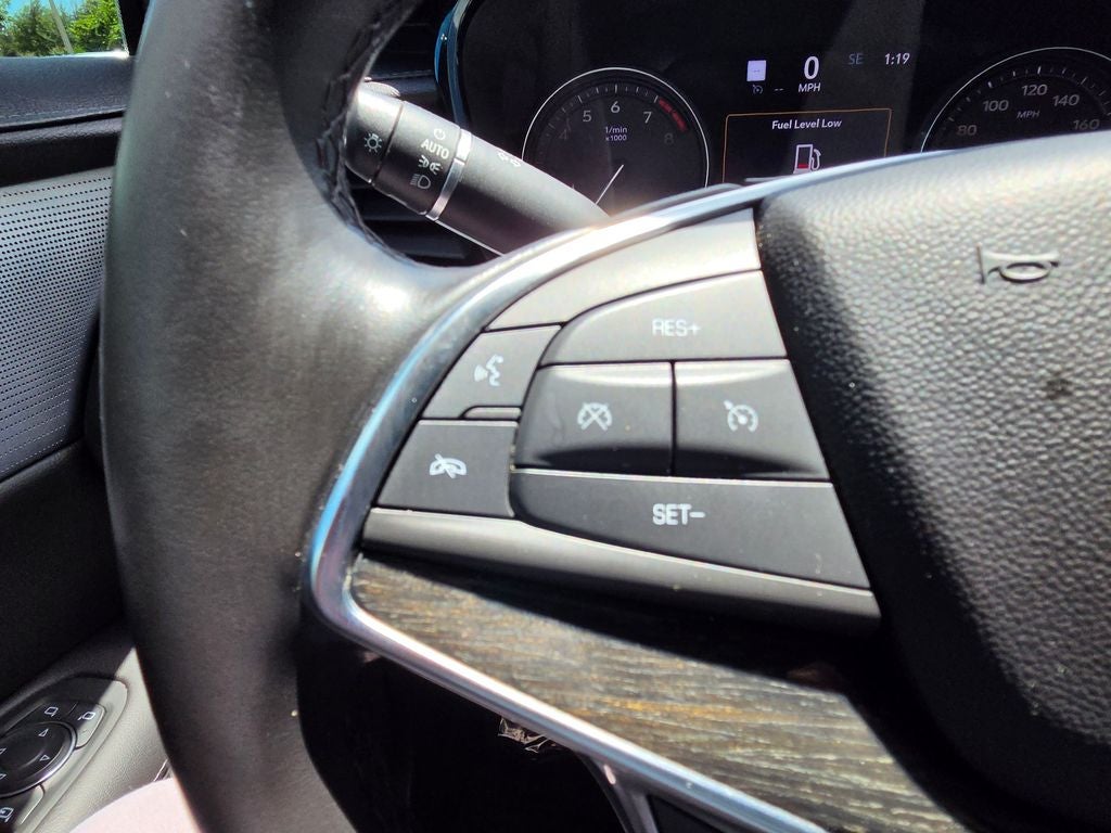 2022 Cadillac XT5 Premium Luxury