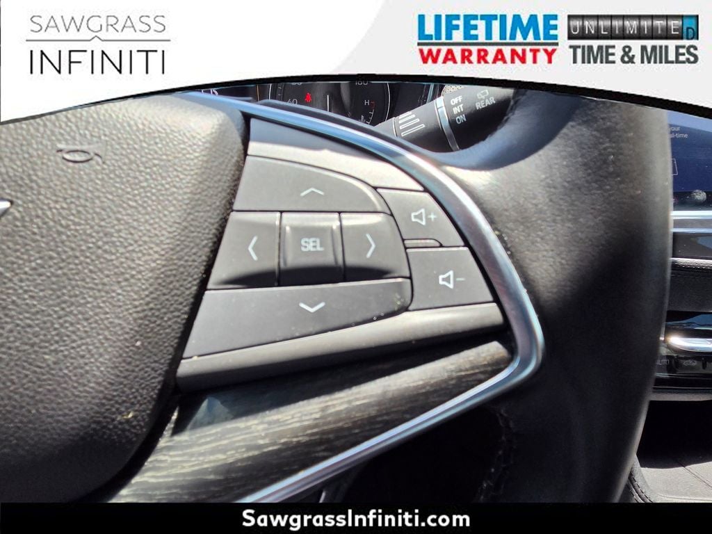 2022 Cadillac XT5 Premium Luxury