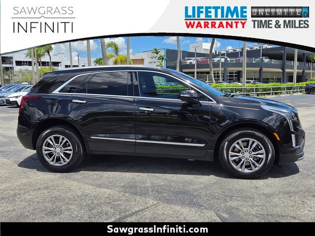 2022 Cadillac XT5 Premium Luxury