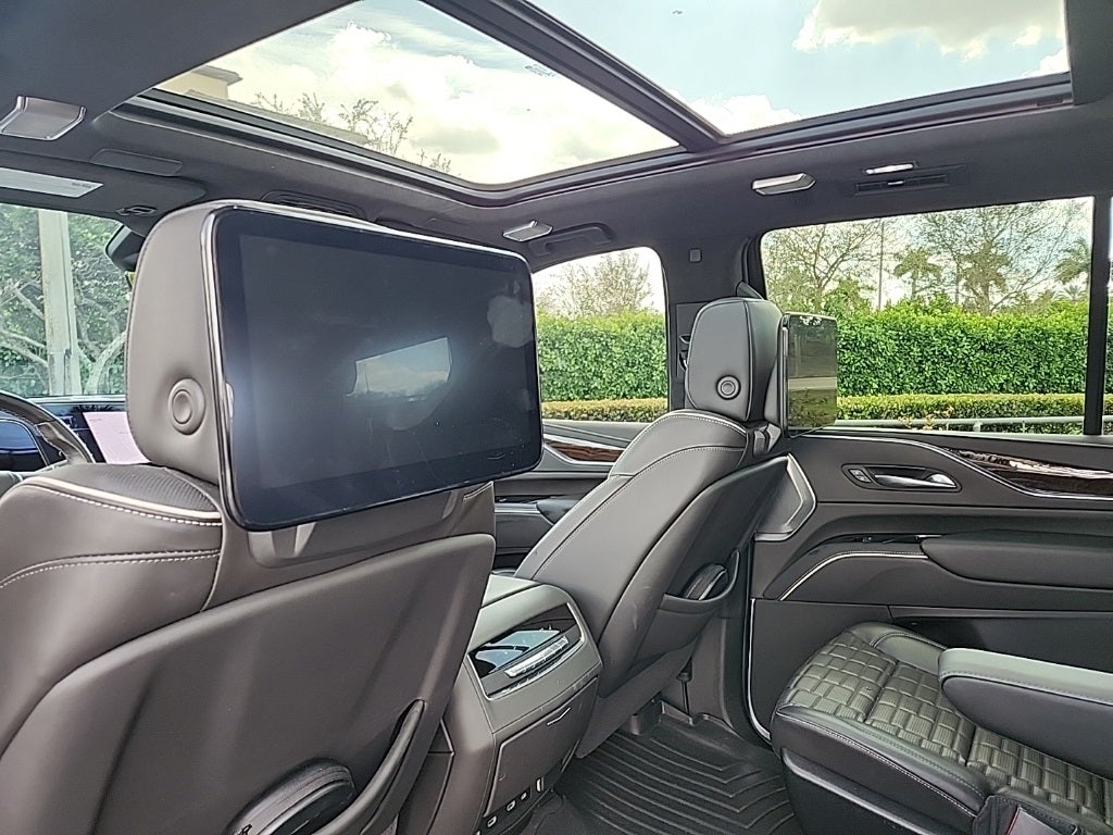 2023 Cadillac Escalade Sport Platinum