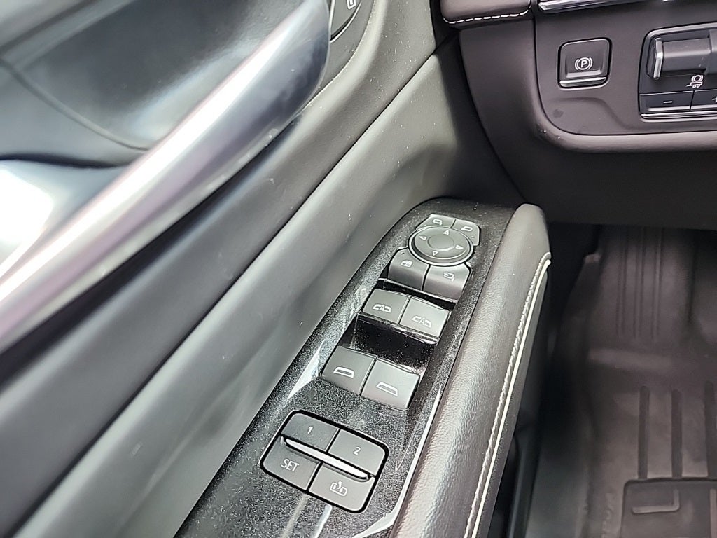 2023 Cadillac Escalade Sport Platinum