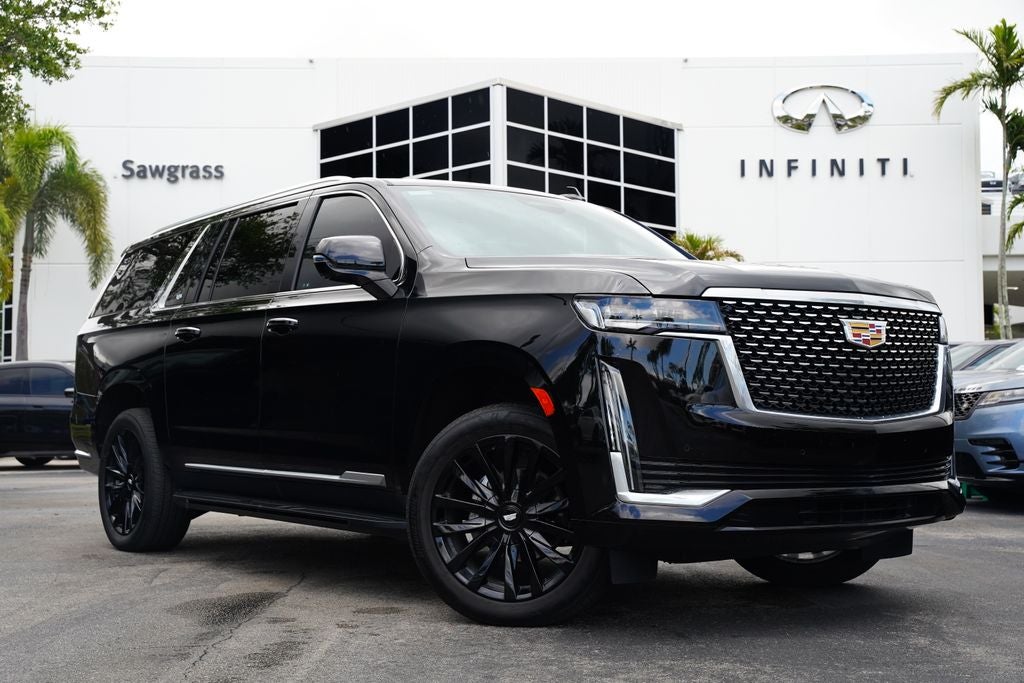 2024 Cadillac Escalade ESV Luxury