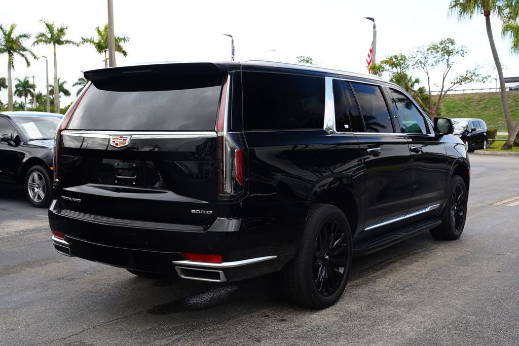 2024 Cadillac Escalade ESV Luxury
