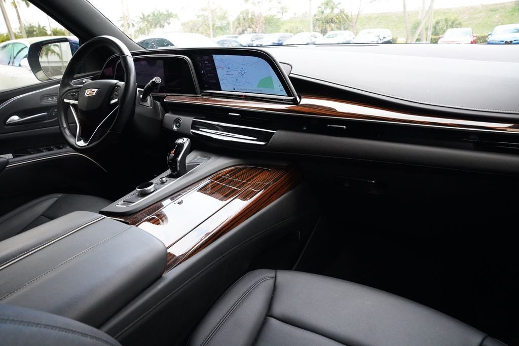 2024 Cadillac Escalade ESV Luxury