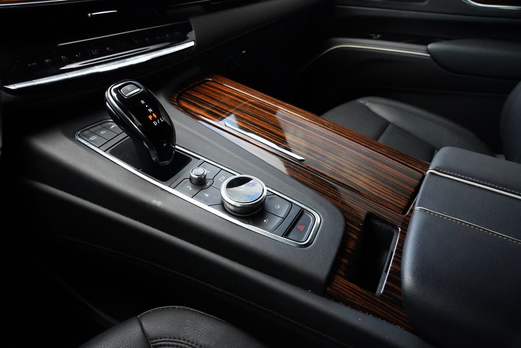 2024 Cadillac Escalade ESV Luxury