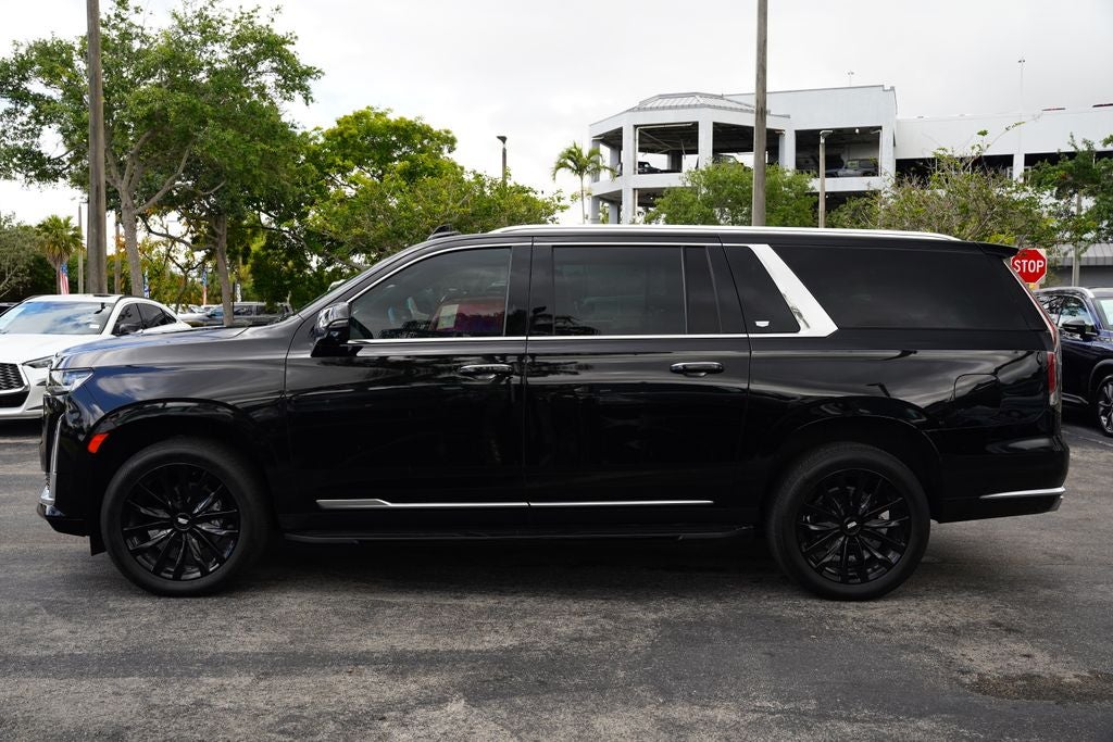 2024 Cadillac Escalade ESV Luxury