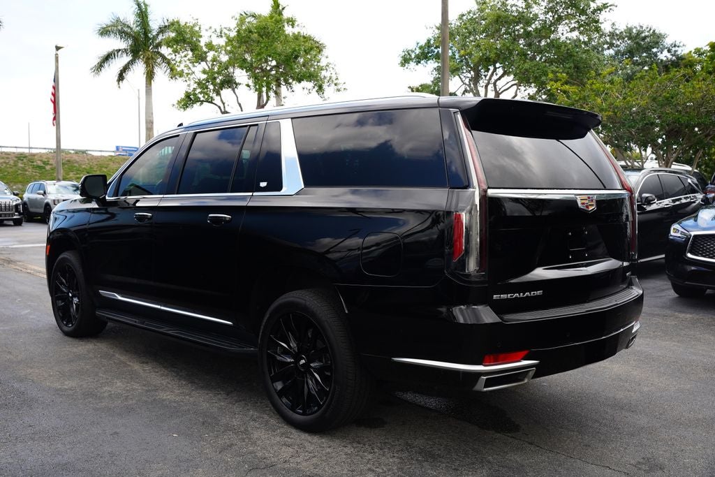 2024 Cadillac Escalade ESV Luxury