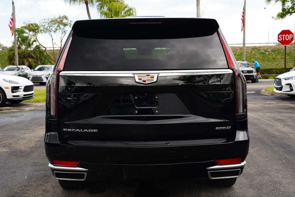 2024 Cadillac Escalade ESV Luxury