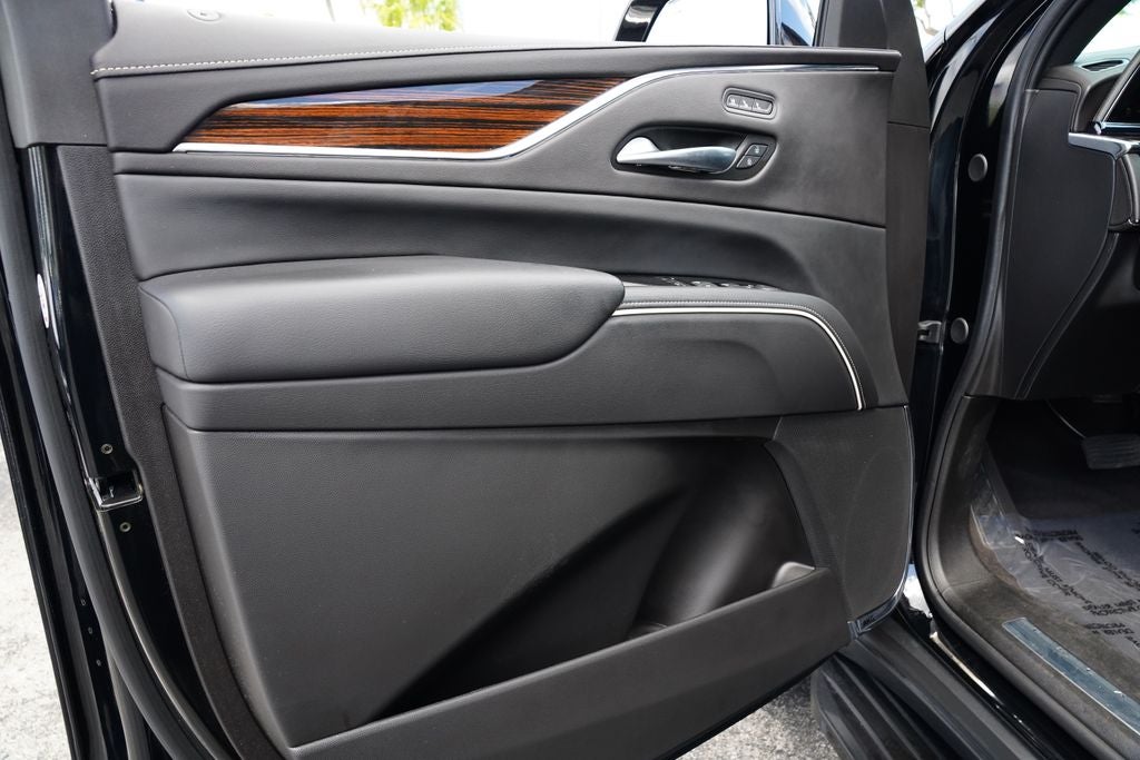 2024 Cadillac Escalade Premium Luxury