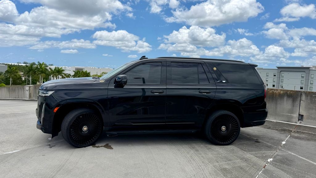2023 Cadillac Escalade Sport