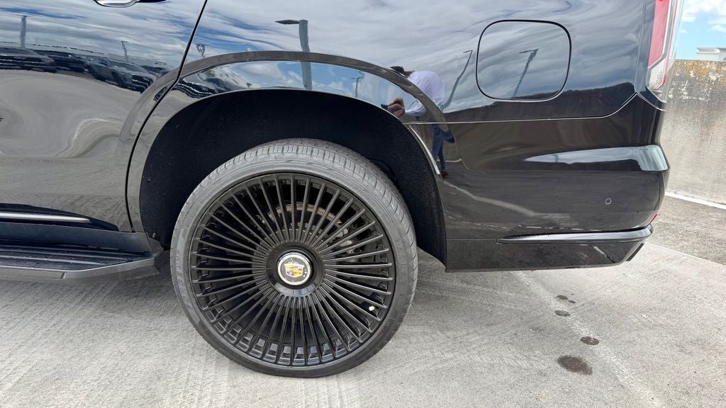 2023 Cadillac Escalade Sport